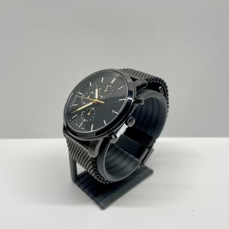 Samt-Uhrenständer für 3 Uhren, – Jewelry Or Watches Bewertung und Preis