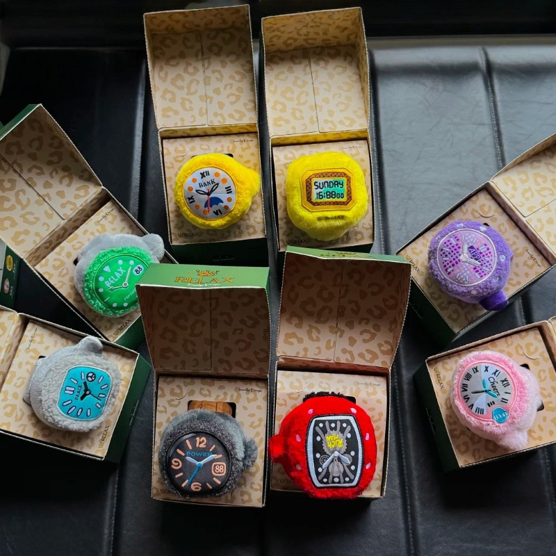 Auf Lager Pop Sonntag Plüsch R – Jewelry And Watches Bewertung und Preis
