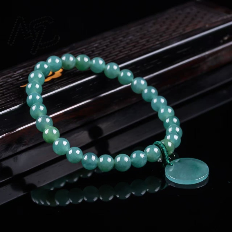 Natürlicher Jadeit Blauwasser- – Charm Bracelet Beads Bewertung und Preis