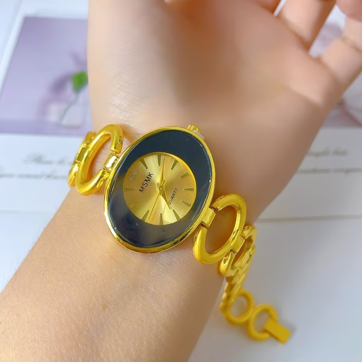 Neue amerikanische 24K vergold – Jewelry And Watches Bewertung und Preis